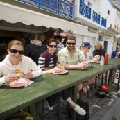 Lunch at Gefsis Souvlaki in Fira