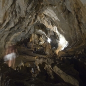 Thamchang Cave