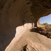 One of the caves in Uluru that is formed like a wave