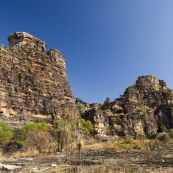 Sandstone formations along the Bardedjilidji Walk