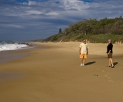 Jenni, Lisa, Gail and Randy walking along the beach near Point Arkwright