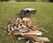 Ready for a good campfire at our campsite on Lake Tinaroo