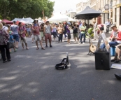 Street performers at Salamanca Markets