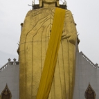 The Standing Buddha at Wat Indraviharn