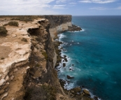 Lookout over the cliffs of the Nullarbor Plain and the Great Australian Bight from Bunda Cliffs