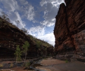 A morning walk along Kalamina Gorge