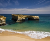 London Bridge along the Great Ocean Road