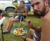 Sam and Lisa eating dinner at Johanna Beach