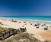 The beautiful white sand and turquoise water of Cable Beach