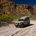 Driving between Mini Palms Gorge and Echidna Chasm