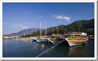 The harbor and Turkish yachts in Fethiye