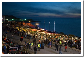 The crowd getting ready for the long night in Anzac Cove