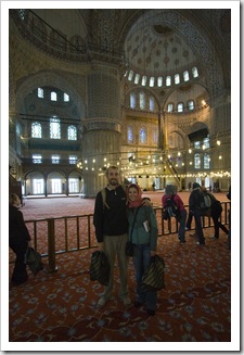 Sam and Lisa inside the Blue Mosque