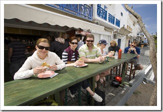 Lunch at Gefsis Souvlaki in Fira