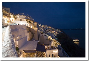 Fira by night