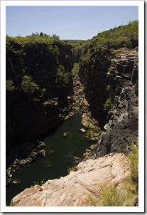 The gorge downstream from Big Mertens Falls on the way to Mitchell Falls