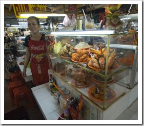 One of the seafood lunch stalls in Ben Tanh Market