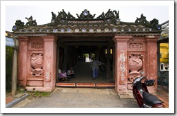 The Japanese Covered Bridge leading into Hoi An's old town