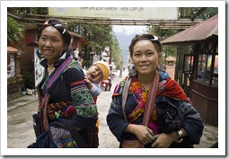 A couple of H'Mong girls we chatted to one afternoon in Sapa