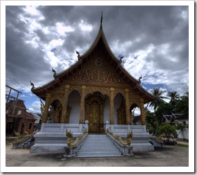 Wat Nong (right next to the guesthouse in which we stayed)