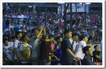 Muay Thai fighting at Lumphini Stadium