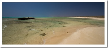 The beach in front of Lakeside campsite