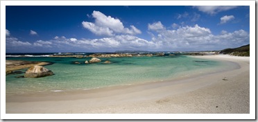 The beautiful coastline near Elephant Rocks