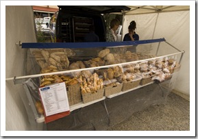 Fresh bread at the Albany Farmer's Market