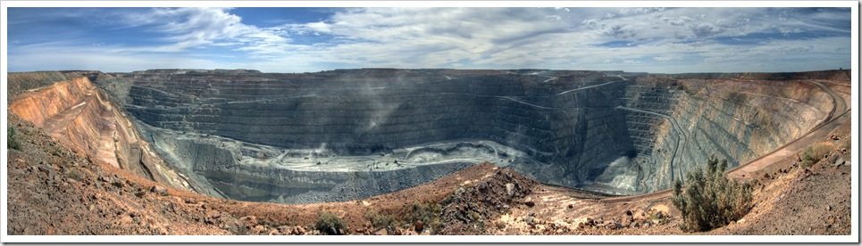 Australia's largest gold bearing surface mine: The Super Pit