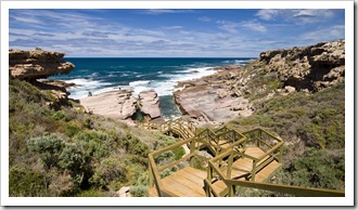 The walk down to The Woolshed at Talia Caves