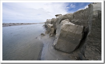 The coastal mouth of Piccaninnie Ponds