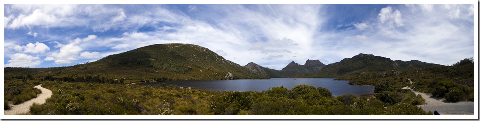 Dove Lake with Cradle Mountain in the distance