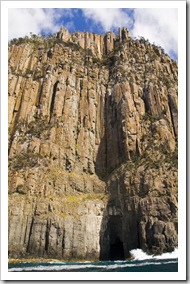 The cliffs of South Bruny Island