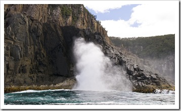 An amazingly powerful blowhole on South Bruny Island