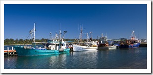 Fishing boats in the harbour at Lakes Entrance