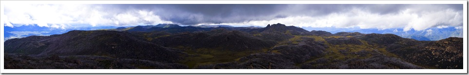 270 degree view from The Horn of the Mount Buffalo plateau