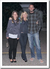 Lisa, Cheryl and Sam out for dinner in Coolum