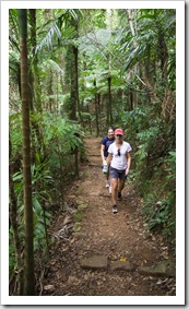 Lamington National Park: Lisa and Gina at the end of our roughly 17 kilometer hike through the rainforest