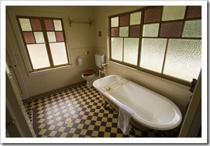 Branell Homestead: our bathroom