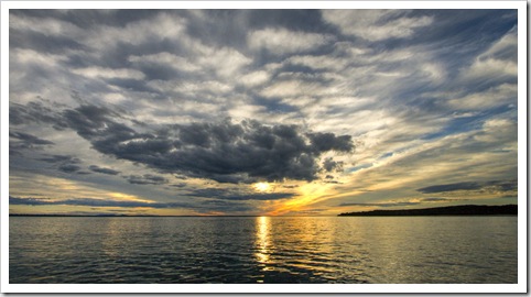 Brilliant sunset over the mainland from Manta Ray