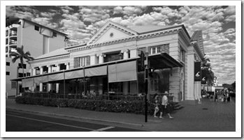 The art gallery and cafe in central Cairns