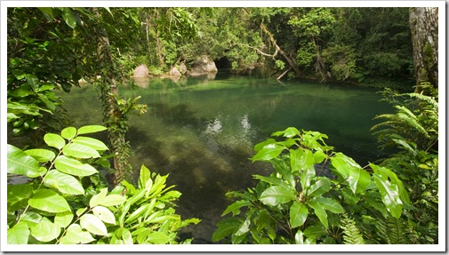 Beautiful swimming hole at Babinda Boulders