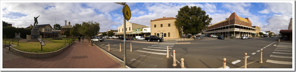 Argent Street in central Broken Hill